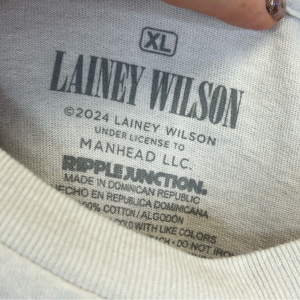 Ripple Junction Lainey Wilson Unisex XL White Graphic Tee Country Music  Western - Picture 5 of 8
